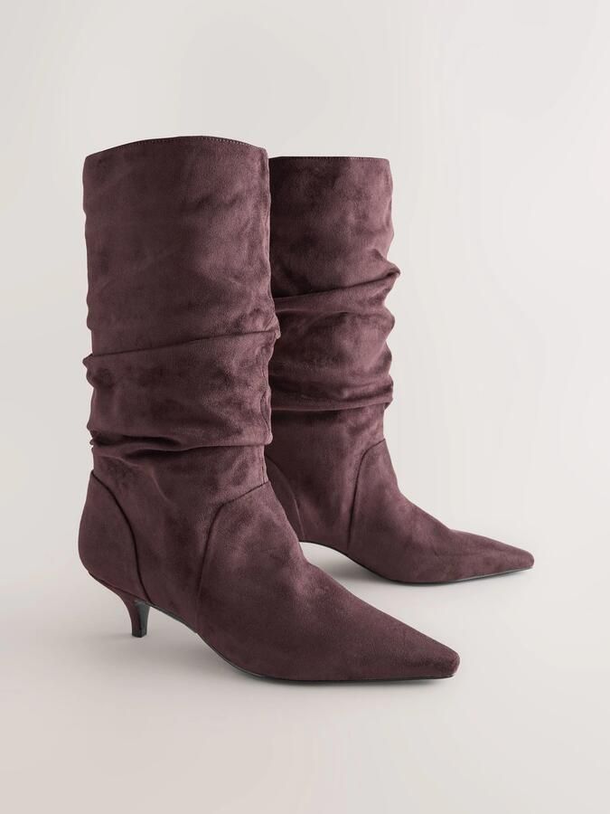 Next Dames Forever Comfort slappe laarzen met kittenhak en puntige neus Bruin - Foto 6