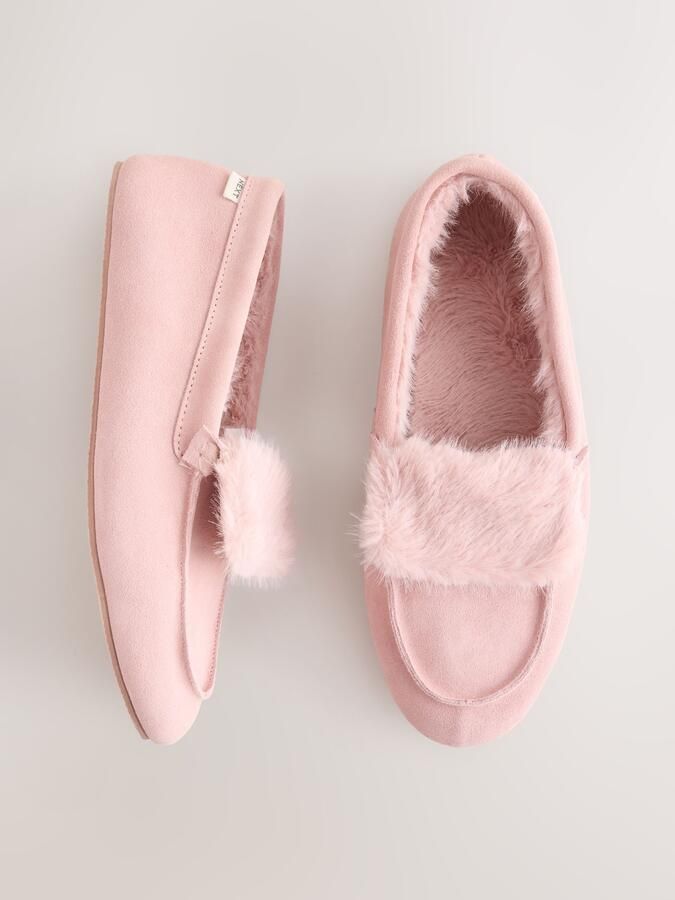 Next Dames Bontgevoerde suède moccassinpantoffels met omslag Roze - Foto 4