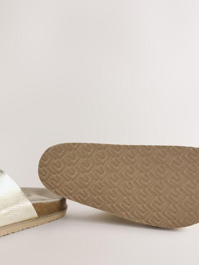 Next Dames Sandalen met twee bandjes voetbed en extra brede pasvorm Goud - Foto 6
