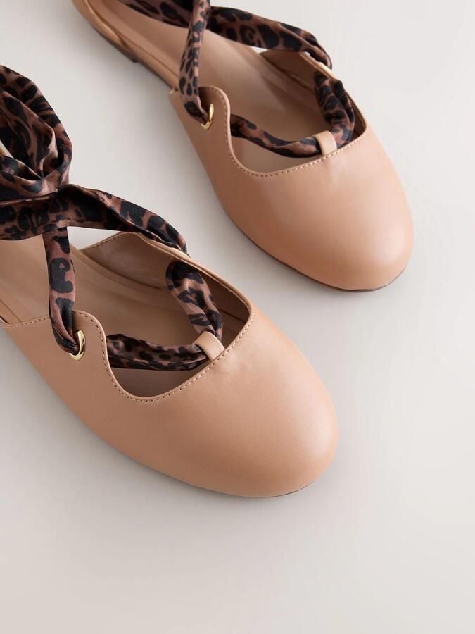 Next Dames Forever Comfort tweedelige ballerina's met strik Huidkleur - Foto 3