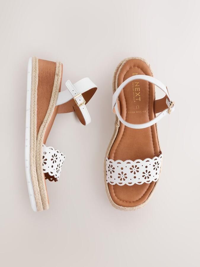 Next Dames Forever Comfort leren lasergesneden sleehakken met extra brede pasvorm Wit - Foto 6