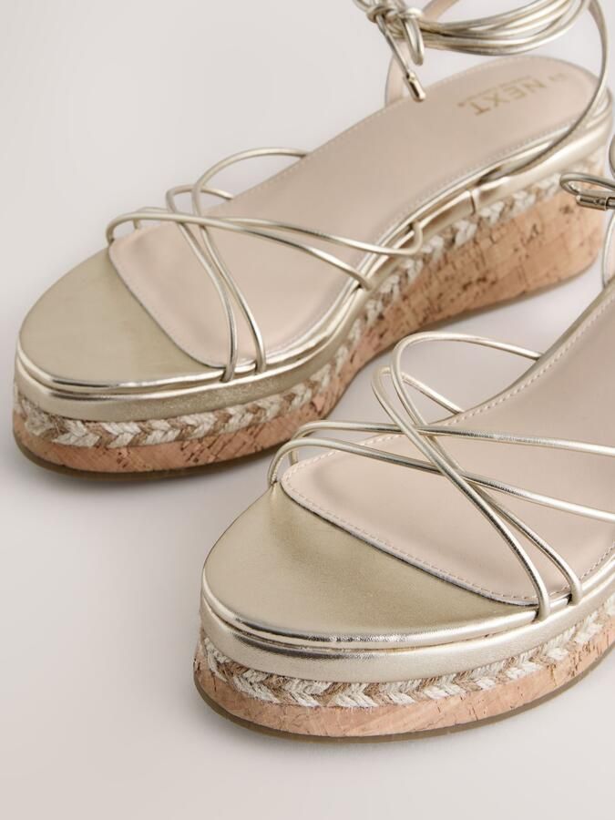 Next Sandalen met riem 'Forever Comfort' goud - Foto 3