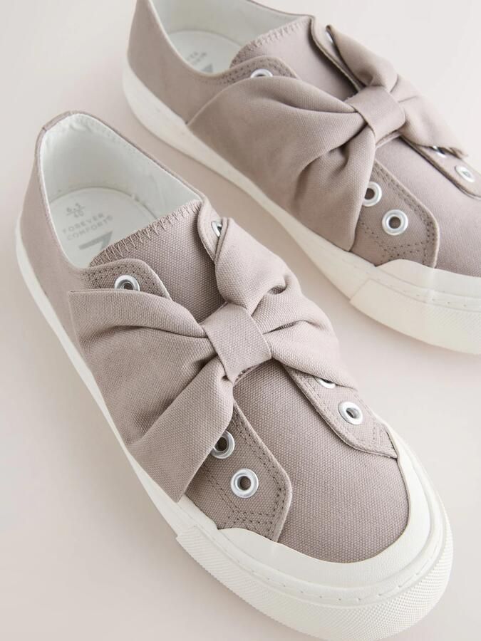 Next Dames Forever Comfort canvas sneakers met strik Bruin - Foto 4