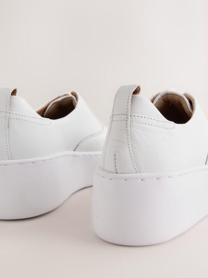 Next Dames Forever Comfort leren sneakers met sleehak Wit - Foto 4