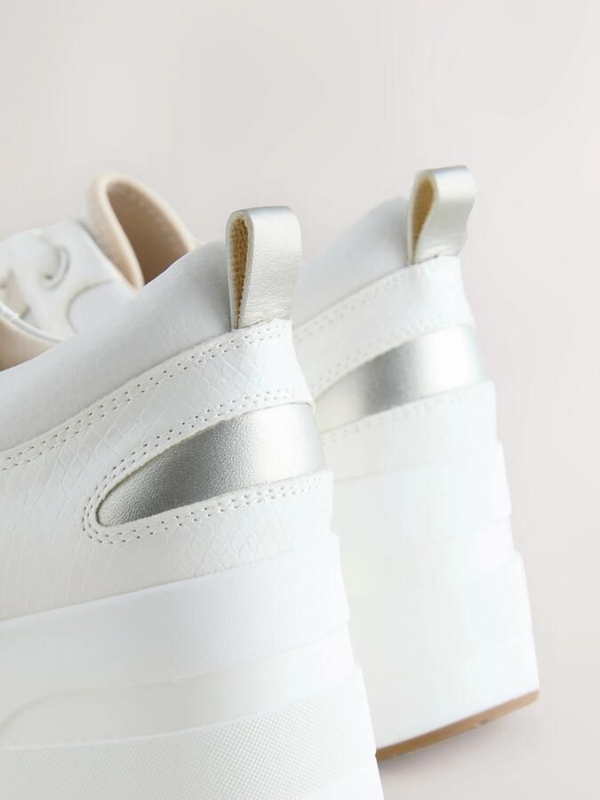 Next Dames Forever Comfort glam sneakers met sleehak Wit - Foto 6