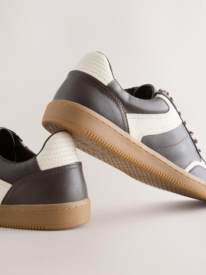 Next Sneakers laag 'Forever Comfort' chocoladebruin wit - Foto 2