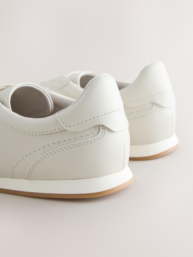 Next Dames Forever Comfort smalle sneakers met veters en logo Naturel - Foto 5