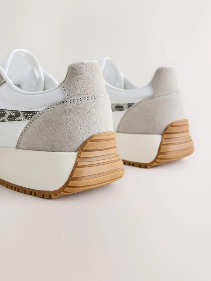 Next Dames Forever Comfort hardloopsneakers met veters en inzetstuk Wit - Foto 4