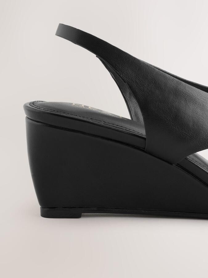 Next Teenslipper 'Forever Comfort ' zwart - Foto 4