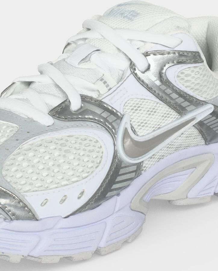 Nike Damesschoenen met reflecterende accenten V5 RNR Wit- Dames Wit - Foto 6