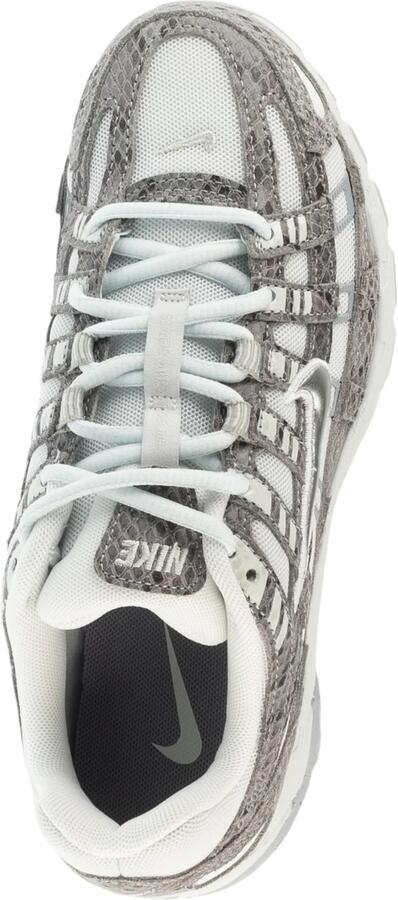 Nike P-6000 SE Off White Zwart Cool Grey Metallic Silver Wit Zwart P-6000 Lifestyle Dames Sneakers voor Vrouwen - Foto 4