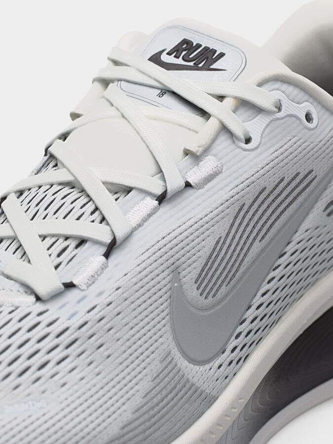Nike Hardloopschoenen voor heren (straat) Vomero 18 Wit- Heren Wit - Foto 4