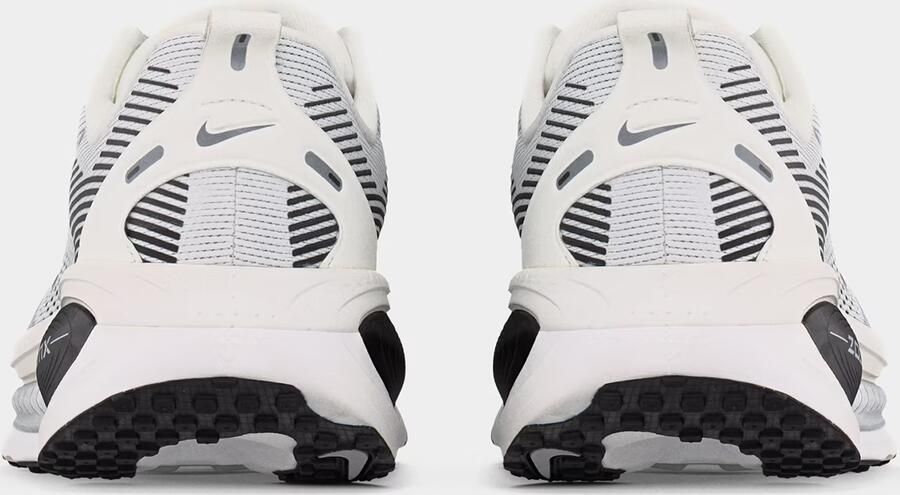 Nike Hardloopschoenen voor heren (straat) Vomero 18 Wit- Heren Wit - Foto 5