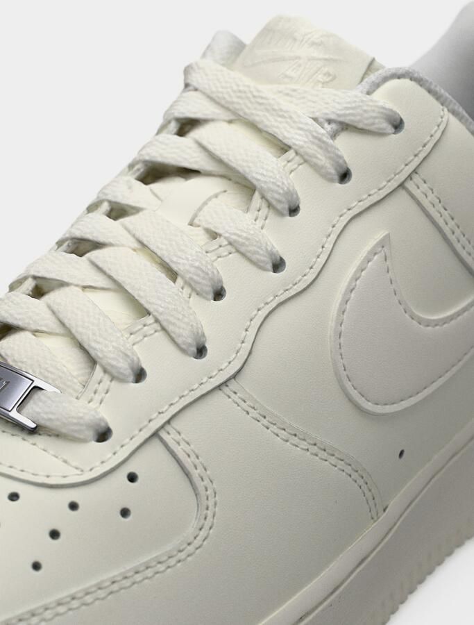 Nike Sportswear Sneakers laag 'Air Force 1 '07' lichtbeige - Foto 5