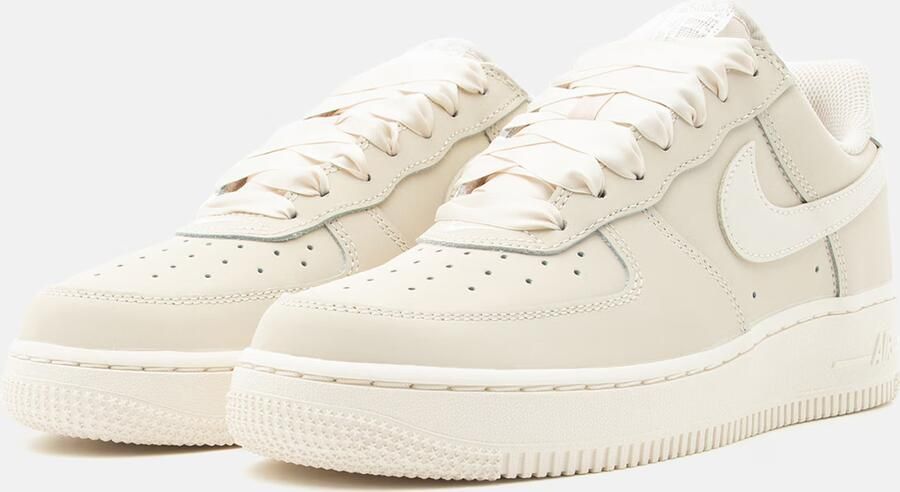 Nike Sportswear Sneakers laag 'Air Force 1 Retro Premium' crème - Foto 6