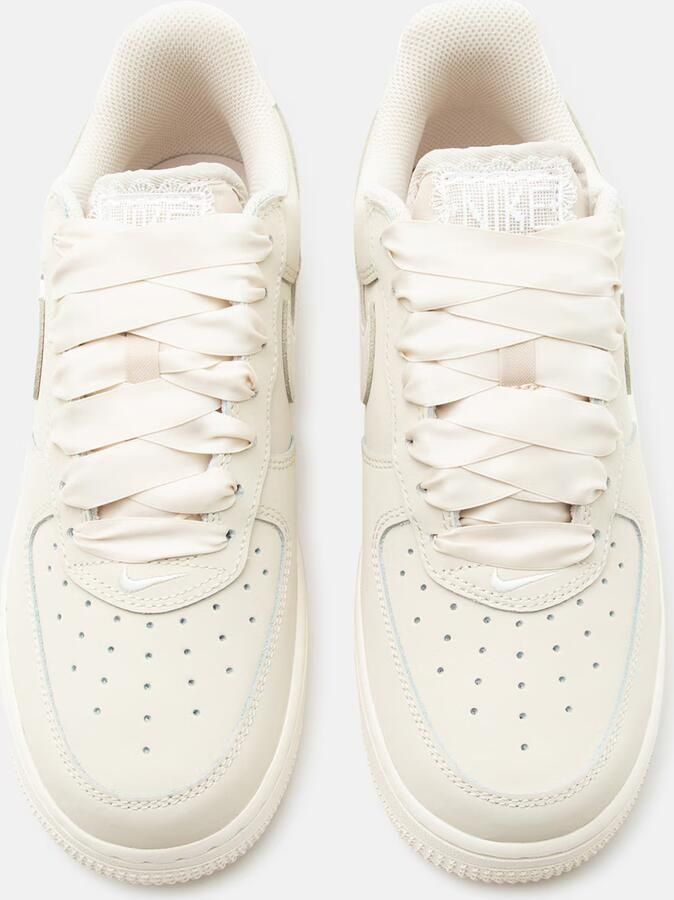 Nike Sportswear Sneakers laag 'Air Force 1 Retro Premium' crème - Foto 4