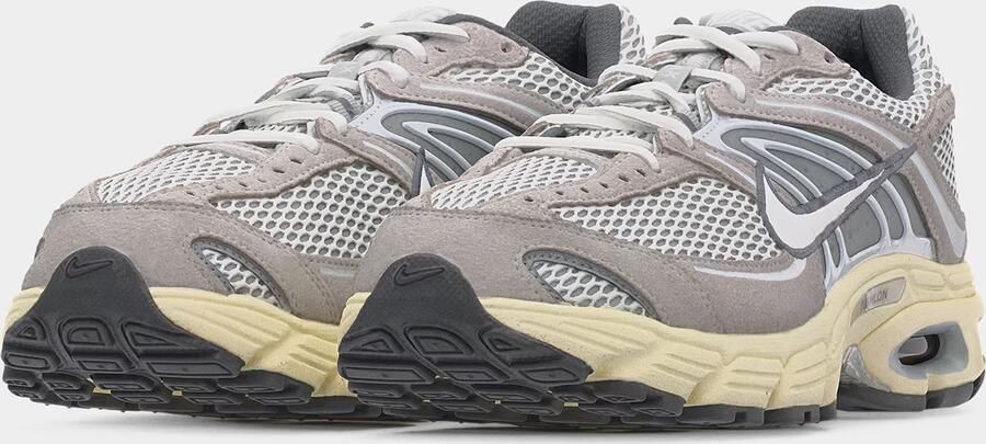 Nike Sportswear Sneakers laag 'AIR MAX MOTO 2K' crème lichtgrijs donkergrijs - Foto 6