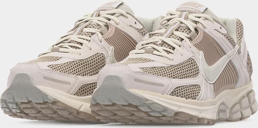 Nike Sportswear Sneakers laag 'ZOOM VOMERO 5' camel sand taupe - Foto 4