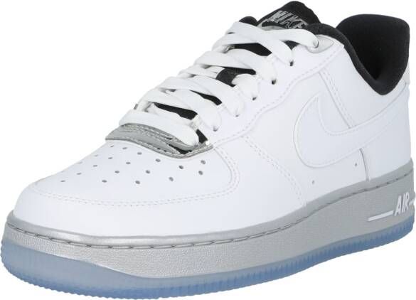 Nike Sportswear Sneakers laag 'AIR FORCE 1 07 SE'