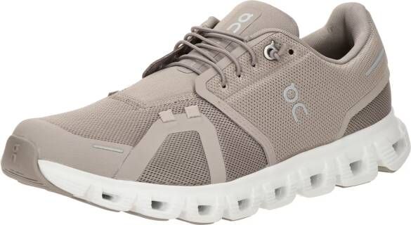 On Sneakers laag