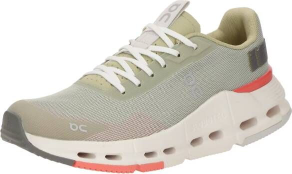 On Sneakers laag 'Cloudnova Form 2'
