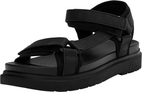 Pull&Bear Sandalen