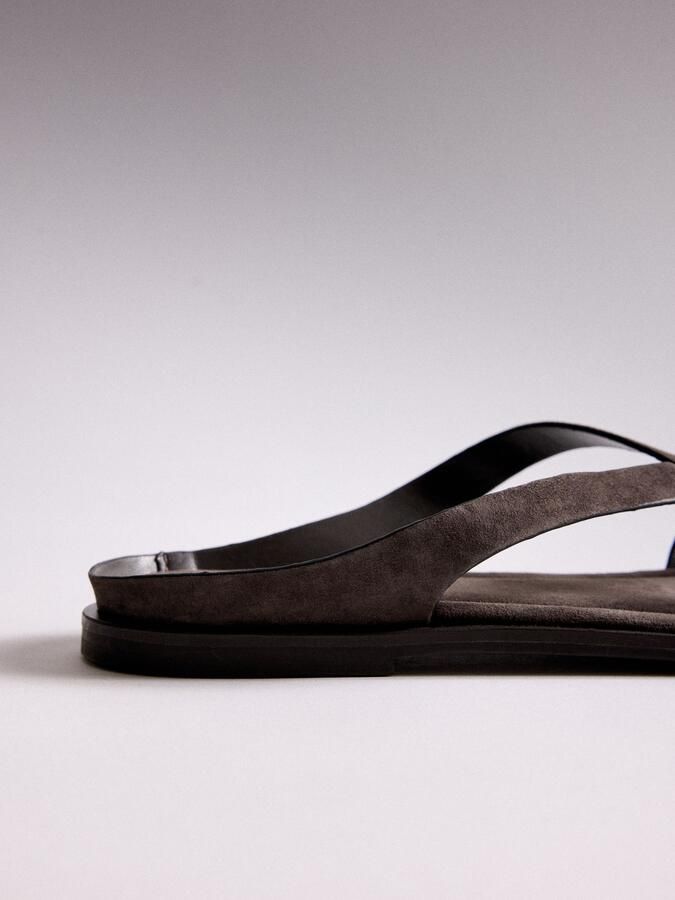 The Set Teenslipper donkerbruin - Foto 4