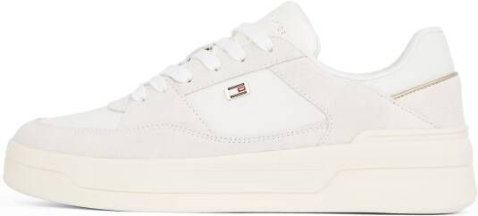 Tommy Hilfiger Plateausneakers ESSENTIAL BASKET SNEAKER vrijetijdsschoen lage schoen veterschoen met logo-embleem - Foto 9