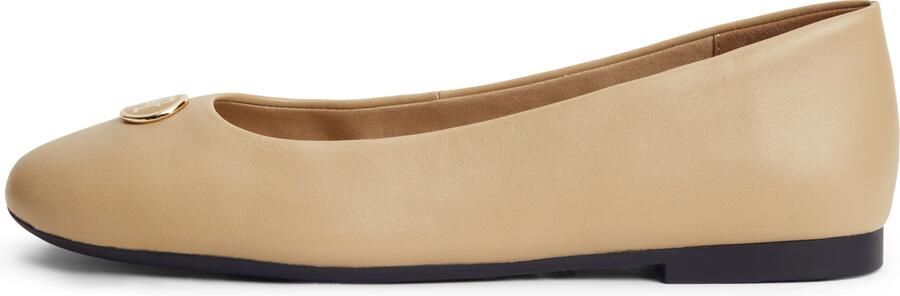 TOMMY HILFIGER Ballerina 'TH Monogram Plaque' beige