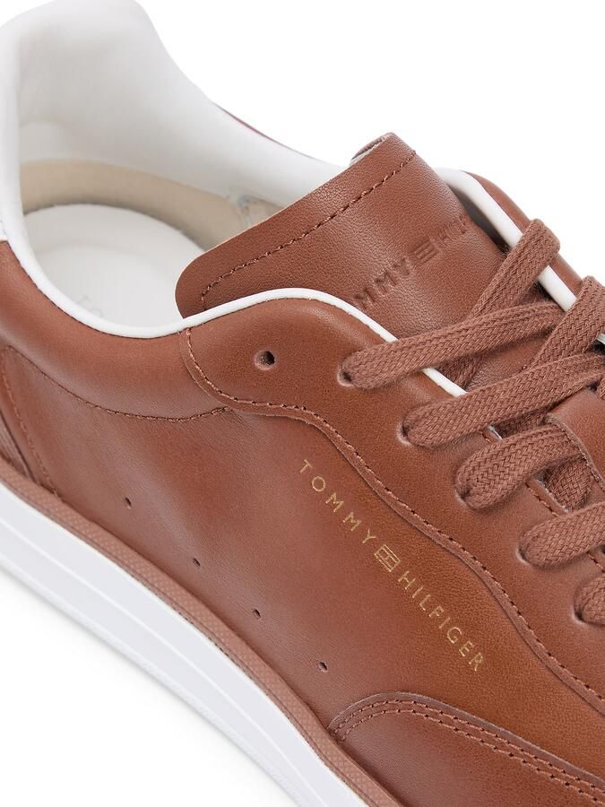 TOMMY HILFIGER Sneakers laag cognac wit - Foto 4