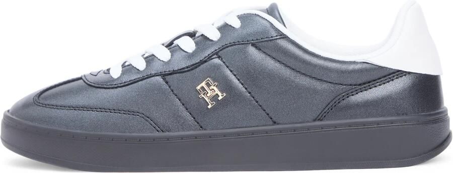 TOMMY HILFIGER Sneakers laag 'Heritage' zwart wit