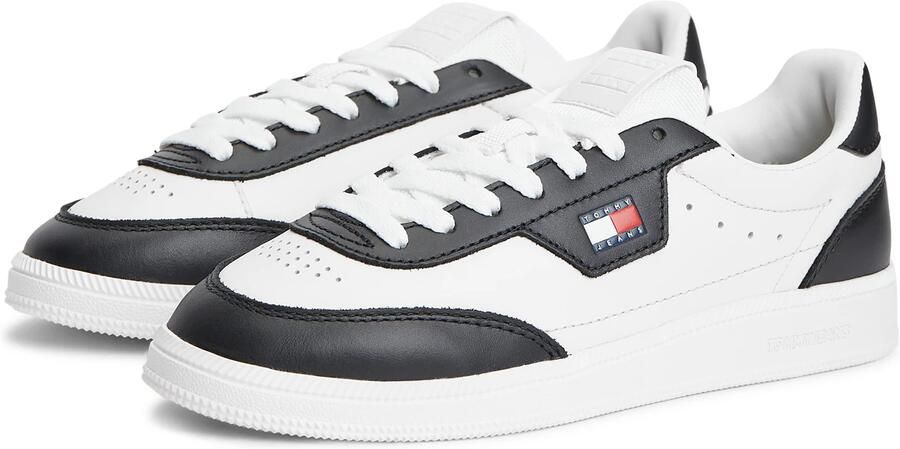 Tommy Jeans Sneakers laag 'THE GREENWICH EDGE' zwart wit