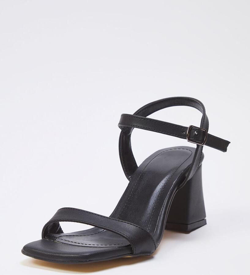 Trendyol Sandalen met riem zwart - Foto 2