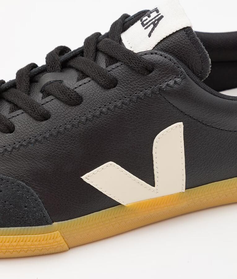 Veja Low Profile Leather and Suede Casual Shoes Black Sneakers - Foto 11