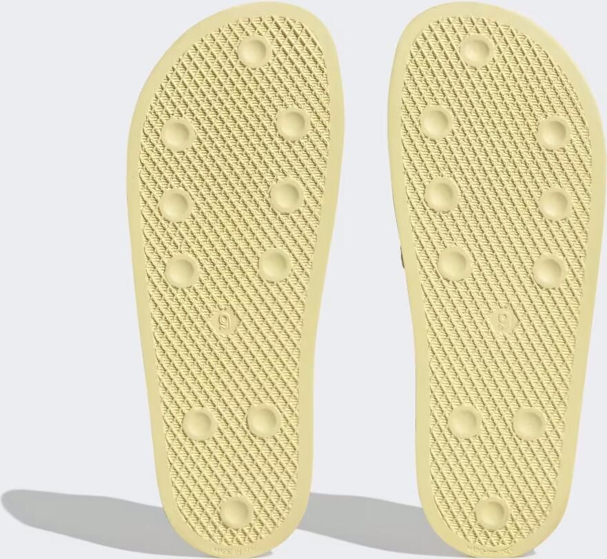 Adidas Originals Adilette Badslippers Sandalen & Slides Schoenen almost yellow core black almost yellow maat: 42 beschikbare maaten:42 - Foto 6