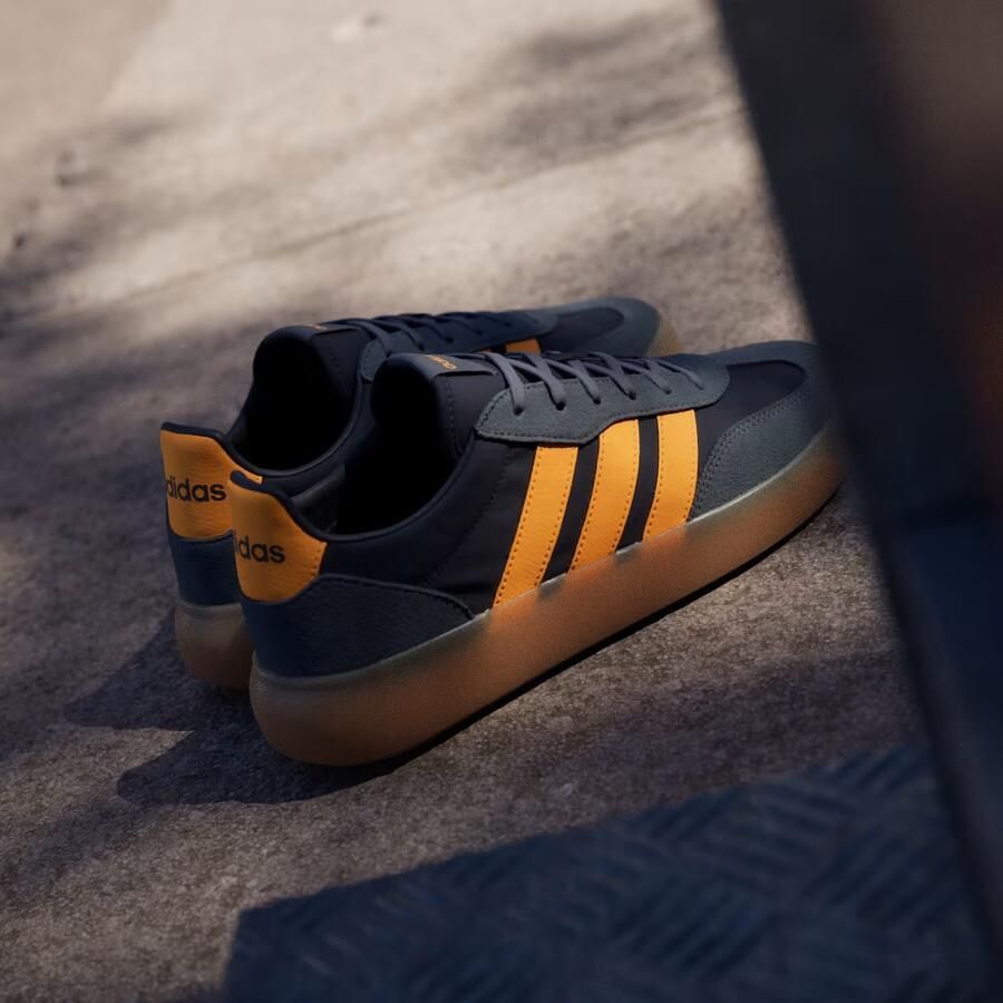 Adidas Lage Sneakers BARREDA DECODE - Foto 6