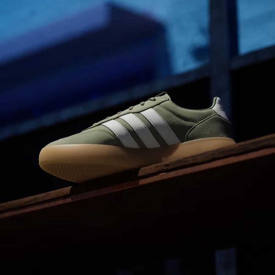 Adidas Sportswear Sneaker met vetersluiting model 'BARREDA DECODE' - Foto 14