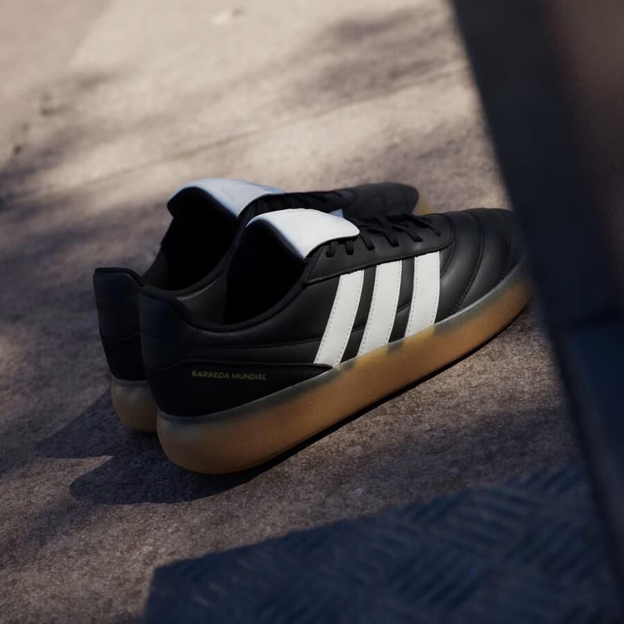 Adidas Sportswear BARREDA MUNDIAL SCHOENEN Unisex Zwart - Foto 5