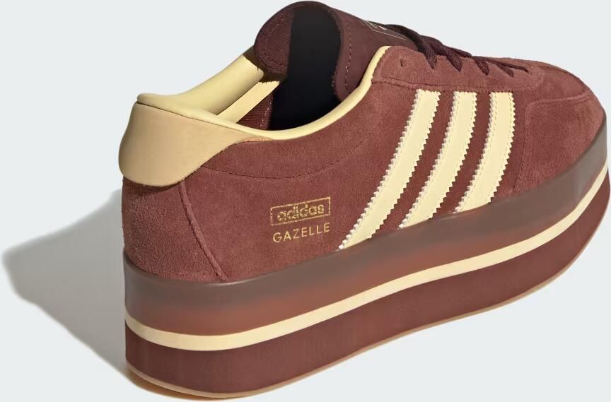 Adidas Suede Sporty Lace-Up Sneakers - Foto 4