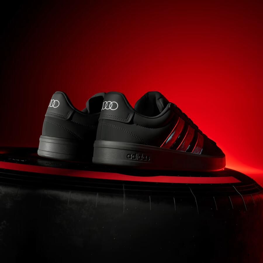 Adidas Sportswear GRAND COURT 3.0 AUDI REVOLUT F1 TEAM SCHOENEN Unisex Zwart - Foto 6