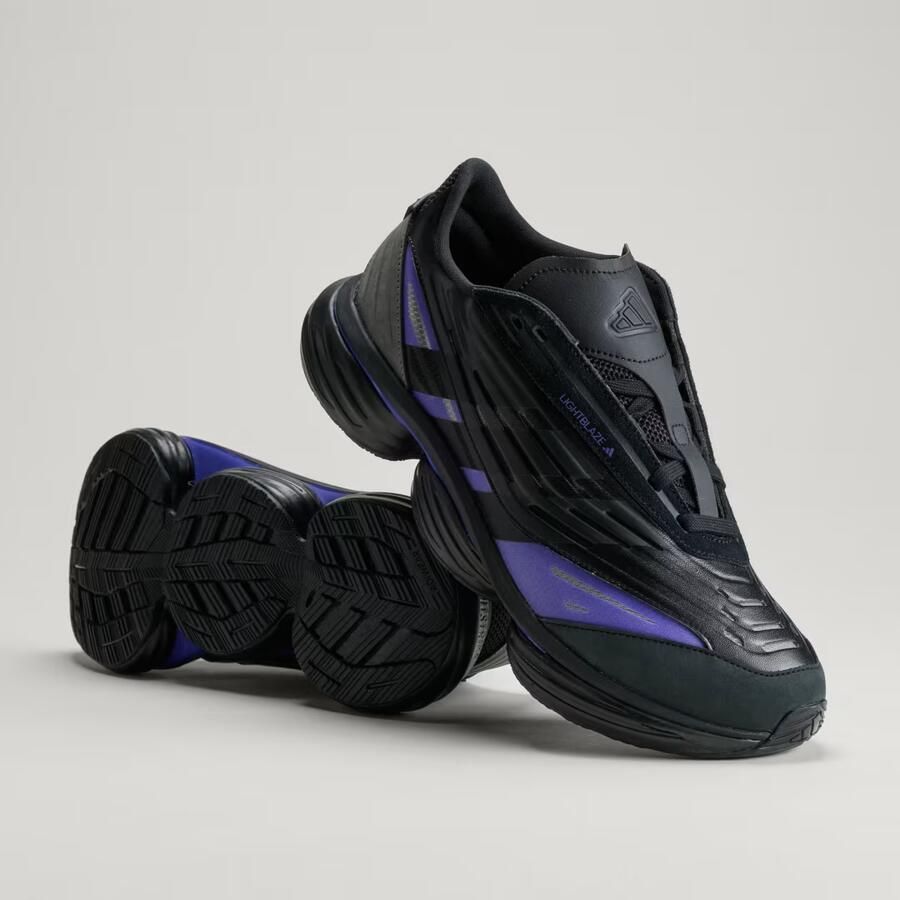 Adidas LIGHTBLAZE POD SCHOENEN