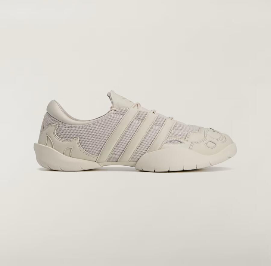 Adidas Y-3 Regu 2002 Schoenen