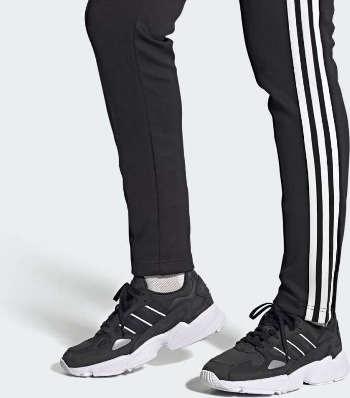Adidas Falcon Schoenen
