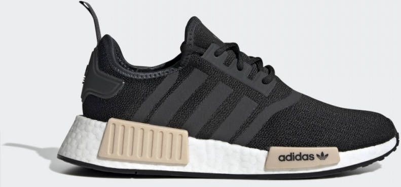 adidas NMD_R1 Schoenen