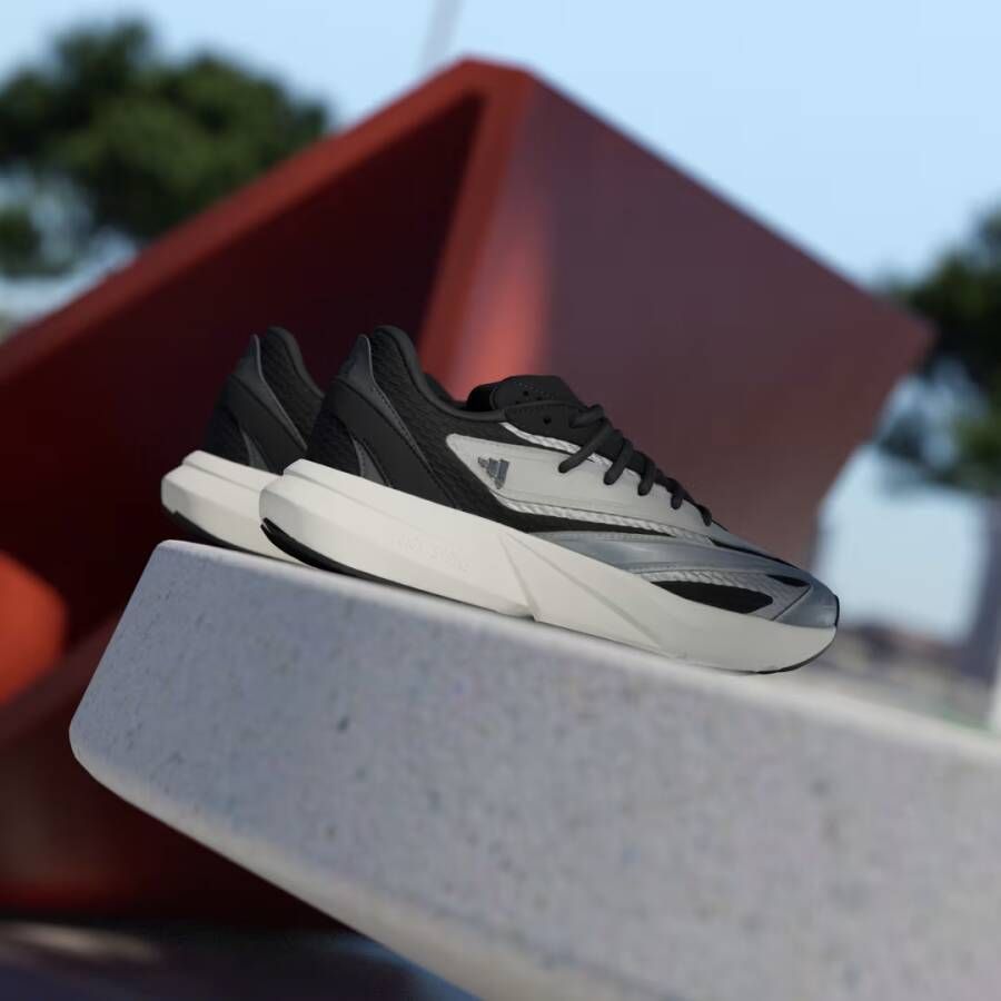 Adidas Lightblaze Schoenen