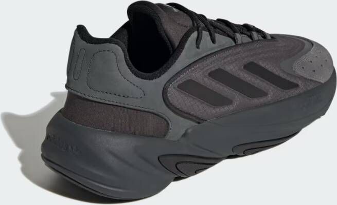 Adidas OZELIA Schoenen