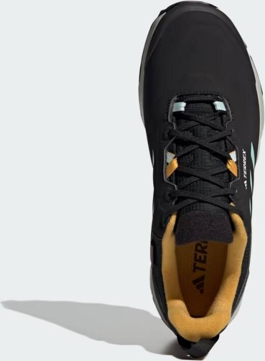 Adidas TERREX AX4 Beta COLD.RDY Hiking Schoenen