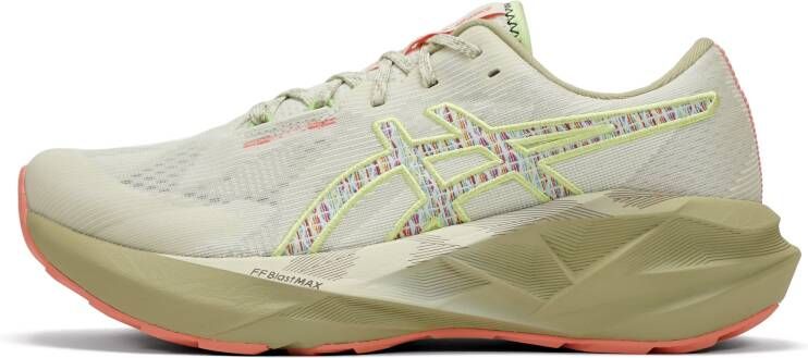 ASICS Women's Novablast 5 TR Hardloopschoenen beige