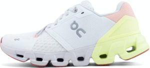 On Women's Cloudflyer 4 Hardloopschoenen grijs
