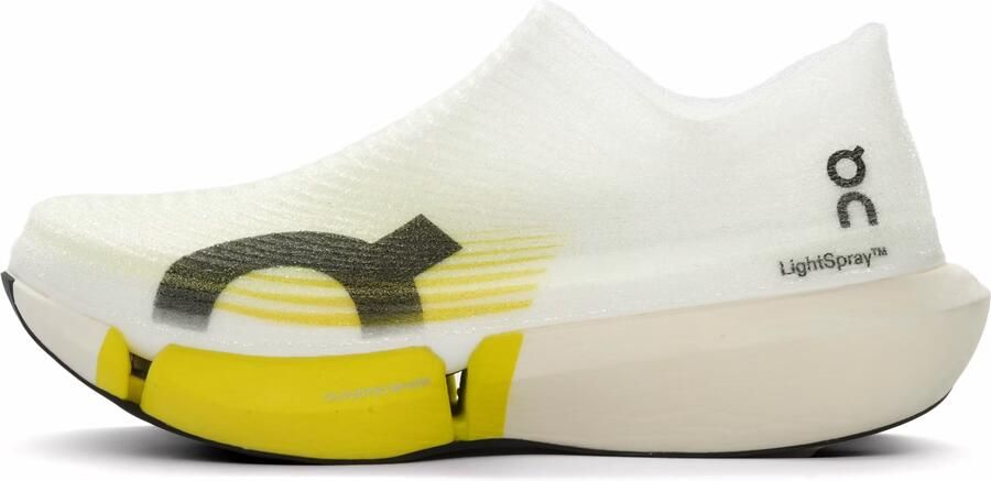On LightSpray Cloudboom Strike 2 Unisex